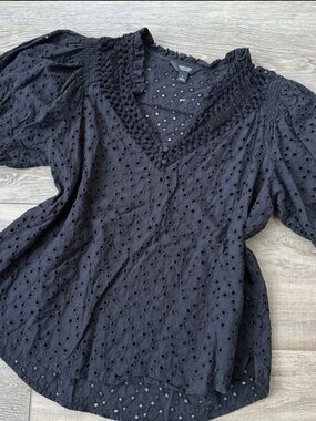 Simply Vera Vera Wang Black Eyelet V-Neck Puff Sleeve Blouse